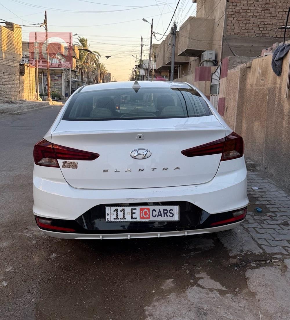 هيونداي النترا